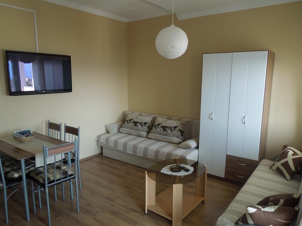 Apartments Meleh Цриквеница Номер фото