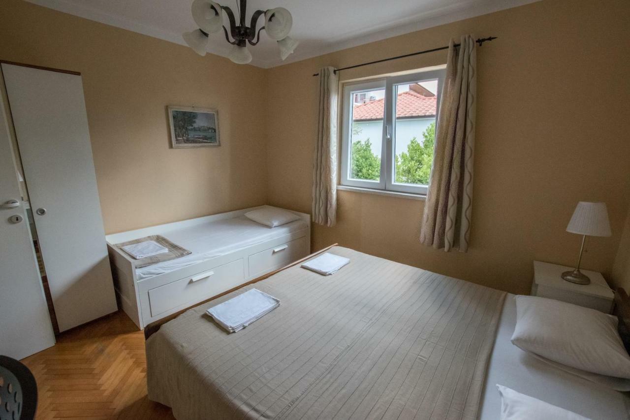 Apartments Meleh Цриквеница Экстерьер фото